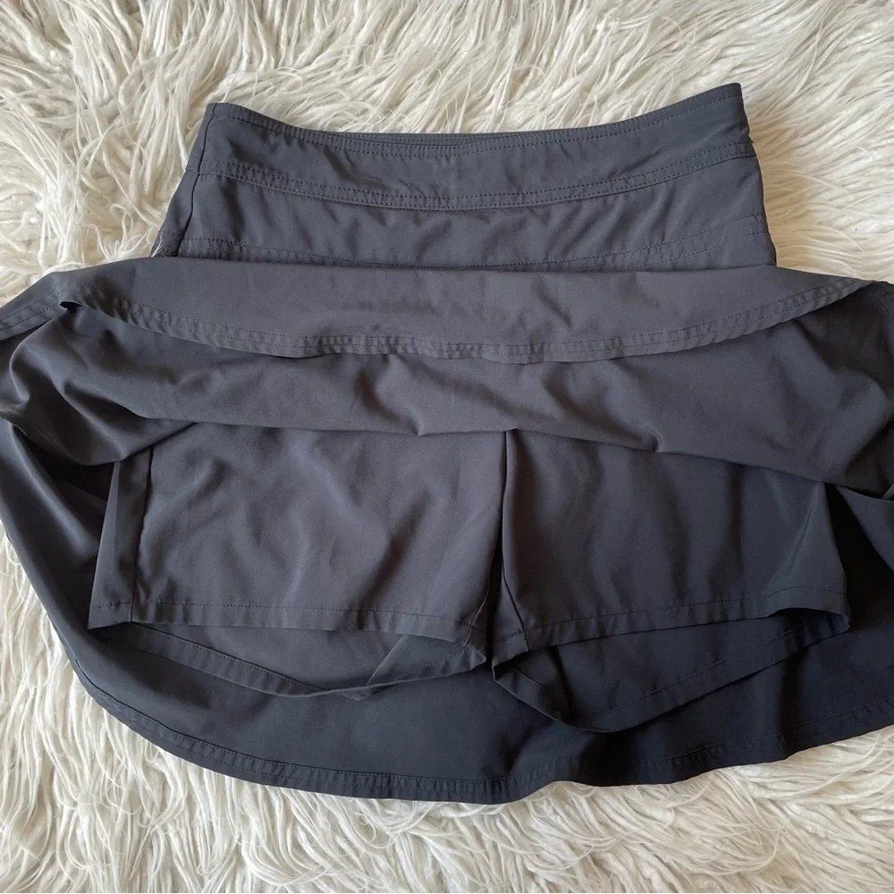 Athleta Everyday Skort Black Tennis Skater Skirt Shorts UPF 50+ #983365 EUC Sz 2